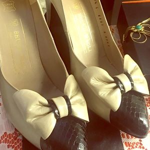 Vintage Bow heels
